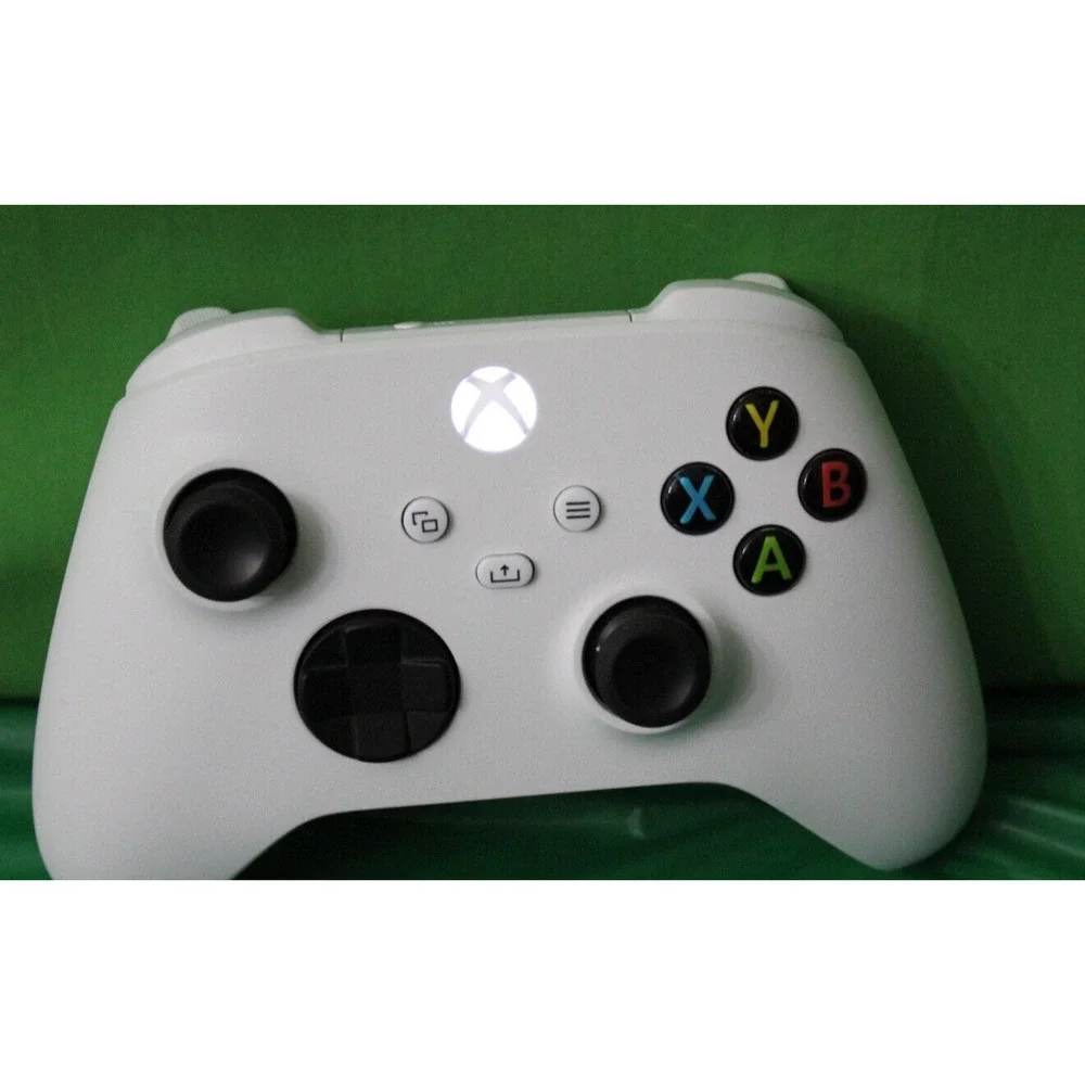 2 Microsoft Video Game Controllers Red 1708 And White 1914